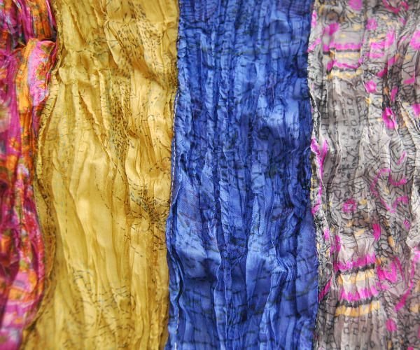 画像2: 100%Silk Sari Shawl *Blue* (2)